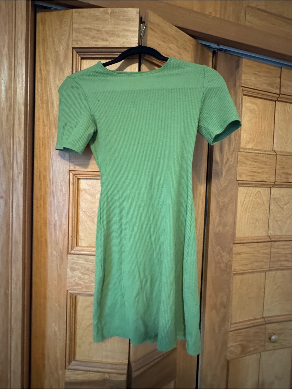Reformation Women’s Green Ribbed Short-Sleeve Dress